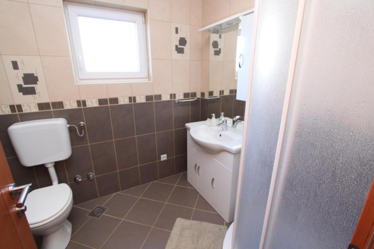 Apartments Lunjski Lun  Zewnętrze zdjęcie